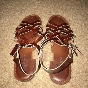 American Eagle Sandals